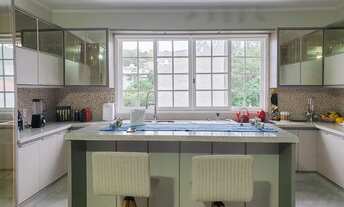 Imagem 5: PANTANAL - Casa à venda com 360m² com 4 quartos - Florianópolis - SC