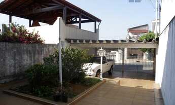 Imagem 3: Sobrado à Venda na Melhor Rua da Cidade Ademar com 3 Dormitórios, Quintal com Jardim e 2 V