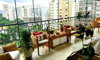 Imagem: Fantastico Alto Padrao dentro do Clube Pinheiros