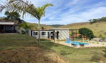 Imagem 2: Granja com Área Gourmet completa, com Piscina e Campo !!!