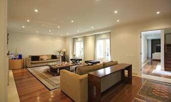 Imagem 1: Casa para venda possui 382 metros quadrados com 4 quartos em Vila Madalena - São Paulo - S