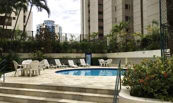 Imagem 3: Apartamento com 212m² de área útil, 3 vagas, dormitórios sendo 2 suítes