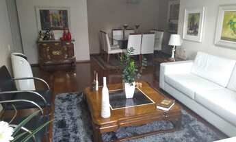 Imagem 3: LINDÍSSIMO APARTAMENTO REFORMADO EM CONDOMÍNIO COM ENORME E LINDA PRAÇA