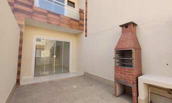 Imagem: Casa Duplex/Nova para Venda em São João