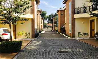 Imagem 3: LINDA CASA EM CONDOMÍNIO FECHADO - RUA NOBRE - MUITO VERDE