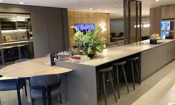 Imagem 2: Apartamento para venda tem 330 metros quadrados com 4 quartos em Chácara Itaim - São Paulo