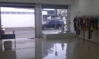 Imagem 2: Alugo excelente loja possui 120 metros quadrados em Centro - Macaé - Rio de Janeiro