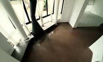 Imagem 6: Casa de condomínio para venda possui 300 metros quadrados com 4 quartos