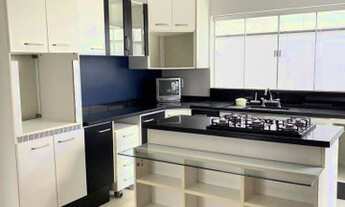 Imagem 3: Casa para venda com 190 metros quadrados com 3 quartos em Pousada dos Campos III - Pouso A