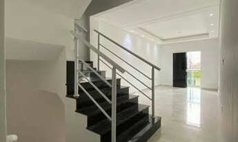 Imagem 2: Casa sobreposta Casa com 3 dormitórios