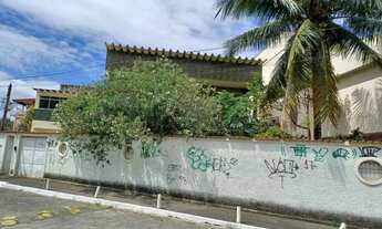 Imagem 2: Oportunidade em Muriqui, casa ampla de 4 qts com 204 m2 construídos quadra da praia