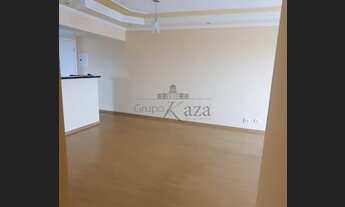 Imagem 3: ALUGADO** Apartamento com 3 dormitórios