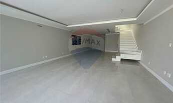 Imagem 6: Charmosa e elegante casa contemporânea à venda em condomínio fechado na Barra da Tijuca