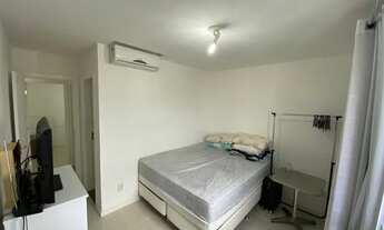 Imagem 6: Apartamento de 2/4 sendo uma suíte e varanda com 61m²