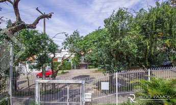 Imagem 2: PORTO ALEGRE - Casa Padrão - Três Figueiras