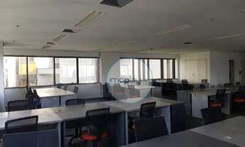 Imagem 4: Sala pronta para ocupação, mobiliada e decorada, 258 m² ao lado da estação de trem Berrini