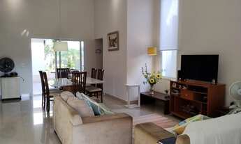 Imagem 3: Casa de condomínio térrea para venda possui 172 metros quadrados com 3 quartos