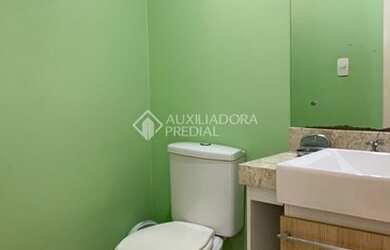 Imagem 7: PORTO ALEGRE - Casa Padrão - Medianeira