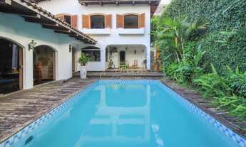 Imagem: Casa com 4 dormitórios em condomínio fechado