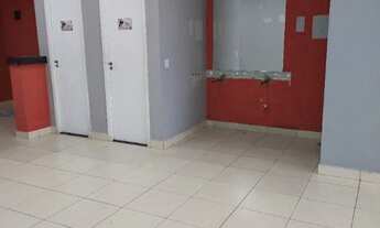 Imagem 5: Salão Comercial para Alugar no Parque do lago, 3 banheiros, cozinha e despensa