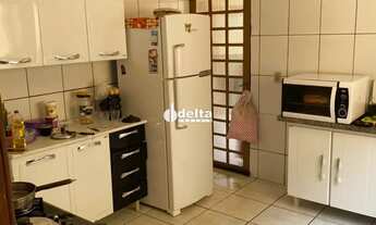 Imagem 13: Casas residencial disponível para venda no bairro Santa Mônica em Uberlândia-MG