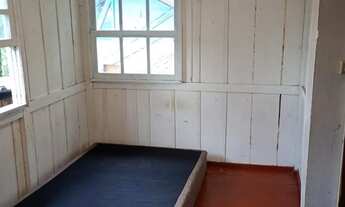 Imagem 3: ALUGUEL - RIO TAVARES - CASA SEM PÁTIO - ENCONSTA - DOIS LANCES DE ESCADA