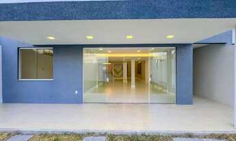 Imagem 3: Casa de andar recém construída