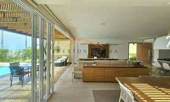 Imagem 4: Casa pé na areia à venda na praia de Juquehy - Cond. Fechado com 4 suítes e piscina