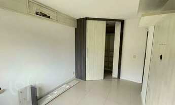 Imagem 6: Imóvel para venda possui 72 metros quadrados com 3 quartos em Jardim Sabará - Porto Alegre