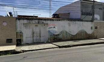 Imagem 2: Casa a venda na Jatiúca, 3 quartos, 3 vagas de garagem, 200 metros quadrados área total