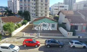 Imagem: Casa de Alvenaria - Venda - 575m2 - Residencial