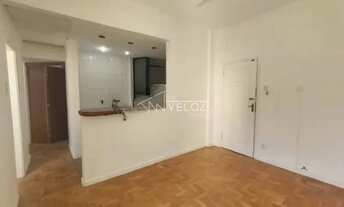 Imagem 3: Apartamento - / Residencial / Catete