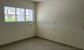 Imagem 7: Imóvel para venda possui 400 metros quadrados com 4 quartos em Itaipu - Niterói - RJ