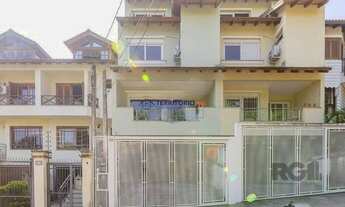 Imagem: Sobrado no bairro Tristeza com 3 dormitórios