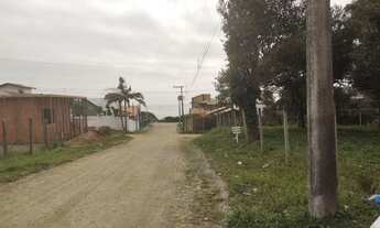 Imagem 4: Amplo sobrado à apenas 100 metros da Praia Grande Penha SC