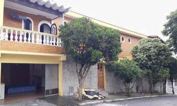 Imagem: Sobrado para venda tem 200 metros quadrados