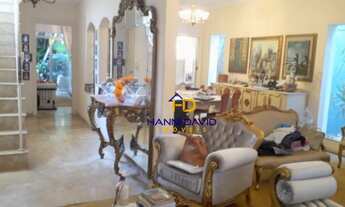 Imagem: Linda Casa à venda em Rua Tranquila na