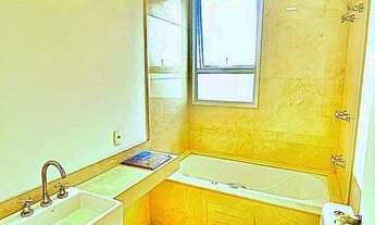 Imagem 5: Lindíssimo apartamento com vista para o verde , 405 m de Área Util , 3 suítes em otima Loc