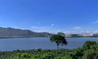 Imagem 2: Casa para venda com 980 metros quadrados com 5 quartos em Barra da Tijuca - Rio de Janeiro