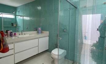 Imagem 5: Térrea para venda tem 300 metros quadrados com 3 suítes