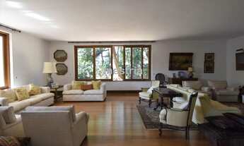 Imagem 6: Casa com terreno espetacular e com projeto do renomado arquiteto Bratke!