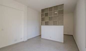 Imagem 5: Reforma impecável em andar alto e edifício assinado!