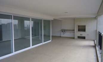 Imagem: Apto com 256 m² tendo 4 suítes e 4 vagas