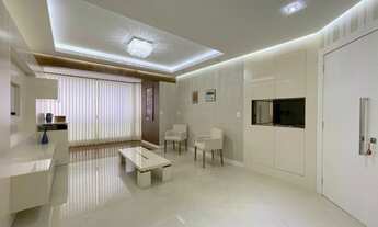 Imagem 2: Apartamento 4 dormitórios (3 suítes) e 2 vagas com hobby box - Centro