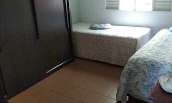 Imagem 6: Casa para Aluguel e Venda possui 290 metros quadrados com 4 quartos