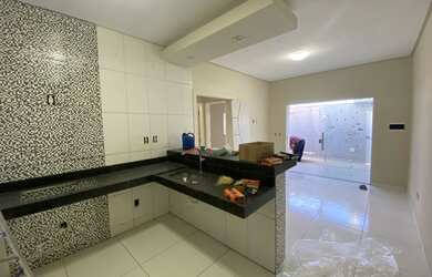 Imagem 4: Casa para venda possui 100 metros quadrados com 3 quartos em Antares - Eunápolis - BA