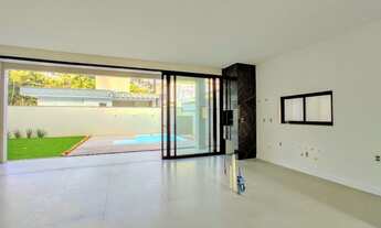 Imagem 5: Sobrado à venda, 3 quartos, sendo 3 suítes, Bairro Jaraguá Esquerdo, Jaraguá do Sul/ SC