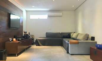 Imagem 7: Casa modernista alto padrão, 550m2 com jardim, 3 quartos, 2 vagas, piscina aquecida