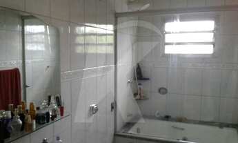 Imagem 4: Sobrado com bom acabamento e salão comercial