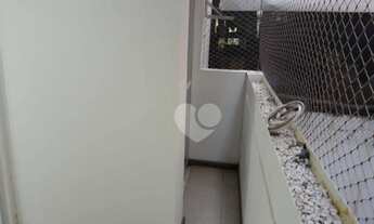 Imagem 5: Apartamento com sala ampla, varanda, 3 quartos (2 suítes), armários, vaga, à venda, 81 m²